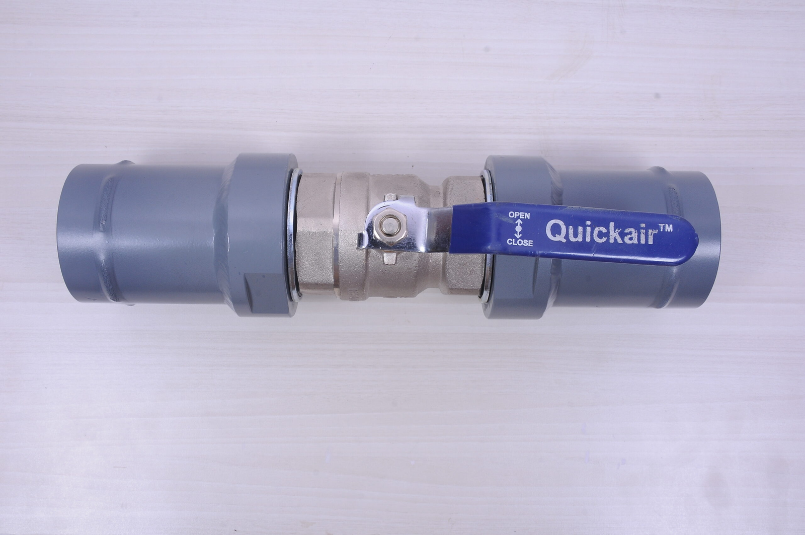 INLINE BALL VALVE WITH INTEGRATED MALE CONNECTOR