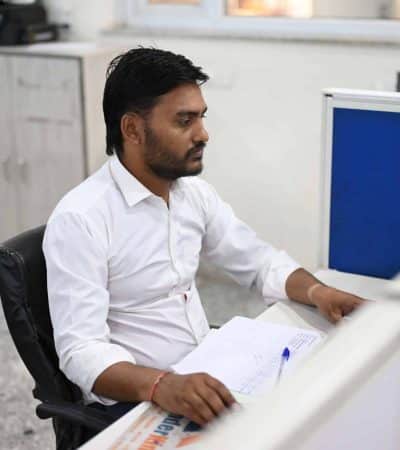 Accounts Team, Ahuja Group